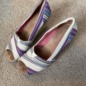 Toms wedge sandals